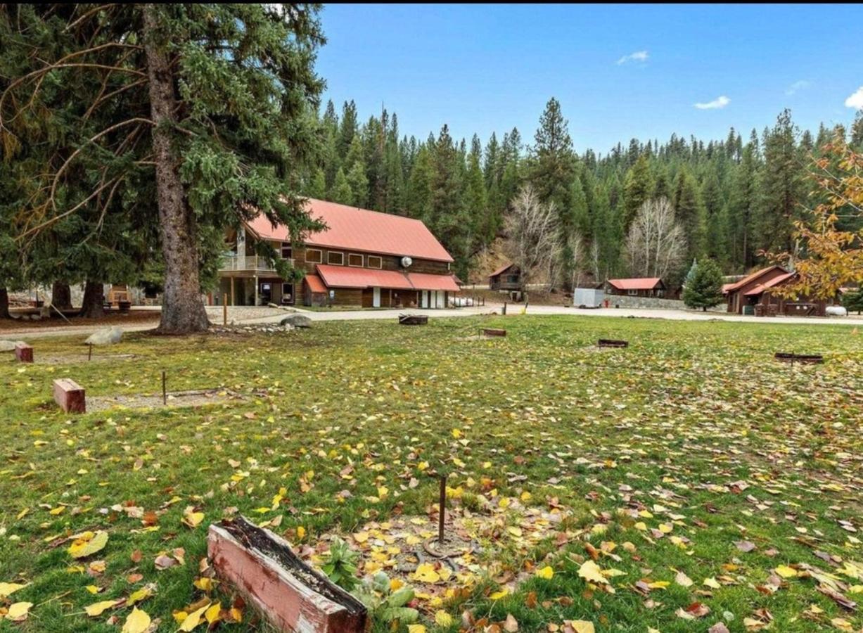 Southfork Lodge - Riverside Inn Lowman Екстериор снимка